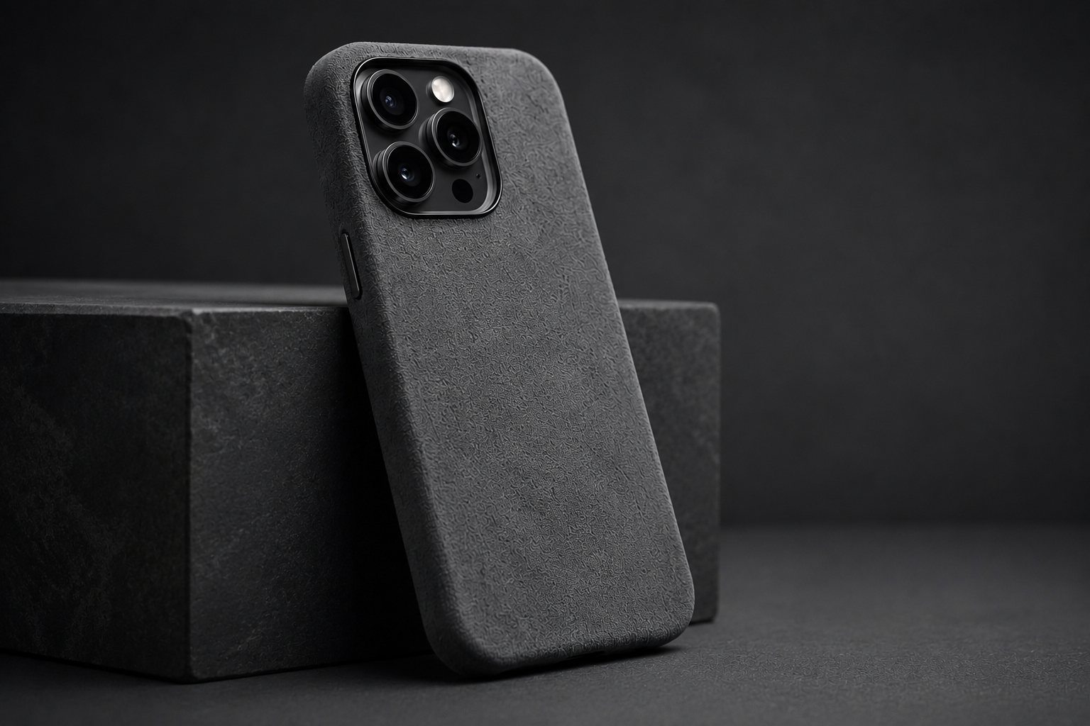 Zenith Alcantara Case